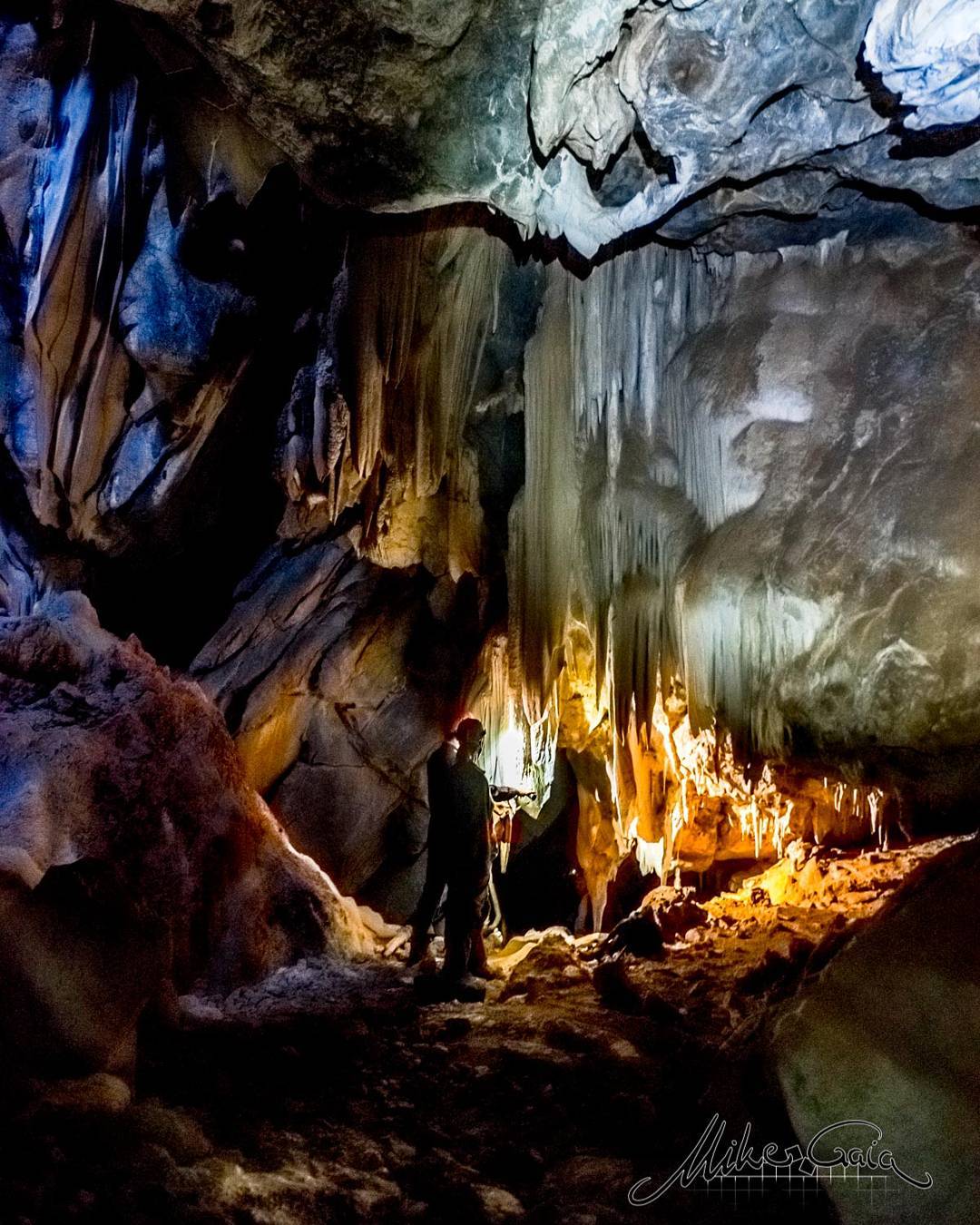 5 Tablelands Wonders That Will Take Your Breath Away - Chillagoe Caves by mikegaia